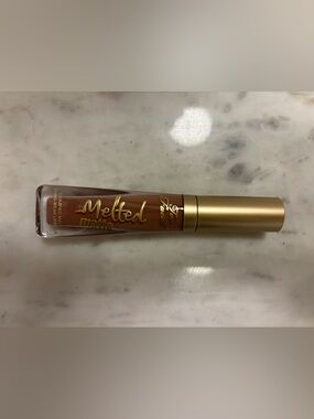 Brand New- Too Faced Melted matte